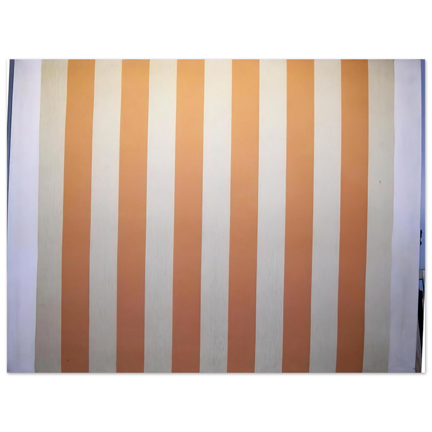 Daniel Buren - Peinture acrylique blanche sur tissu rayé blanc et orange - 1967 75x100 cm / 30x40inches Fine Art Poster