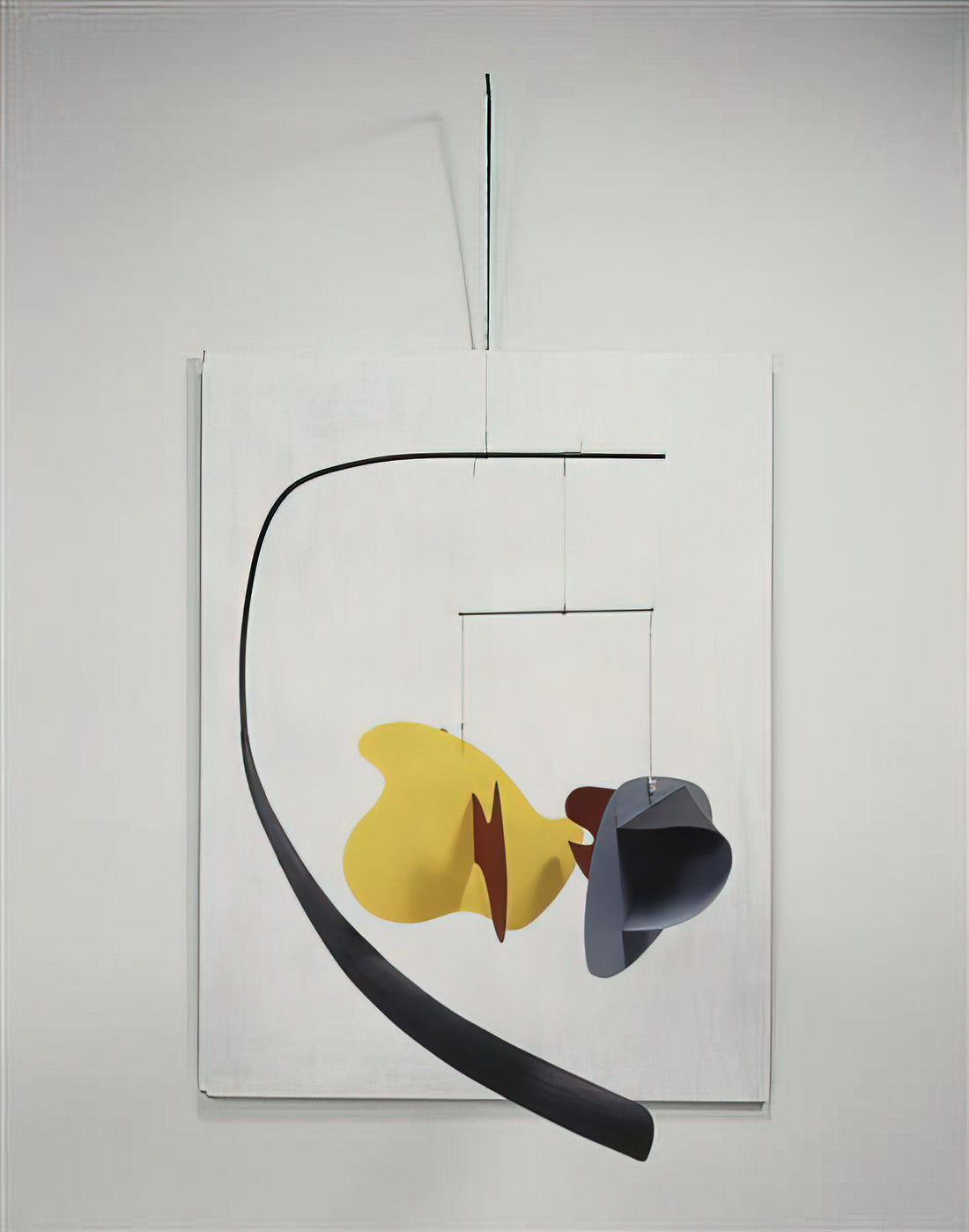 Was ist die Bedeutung hinter Calder's 'Derrière le Miroir'?