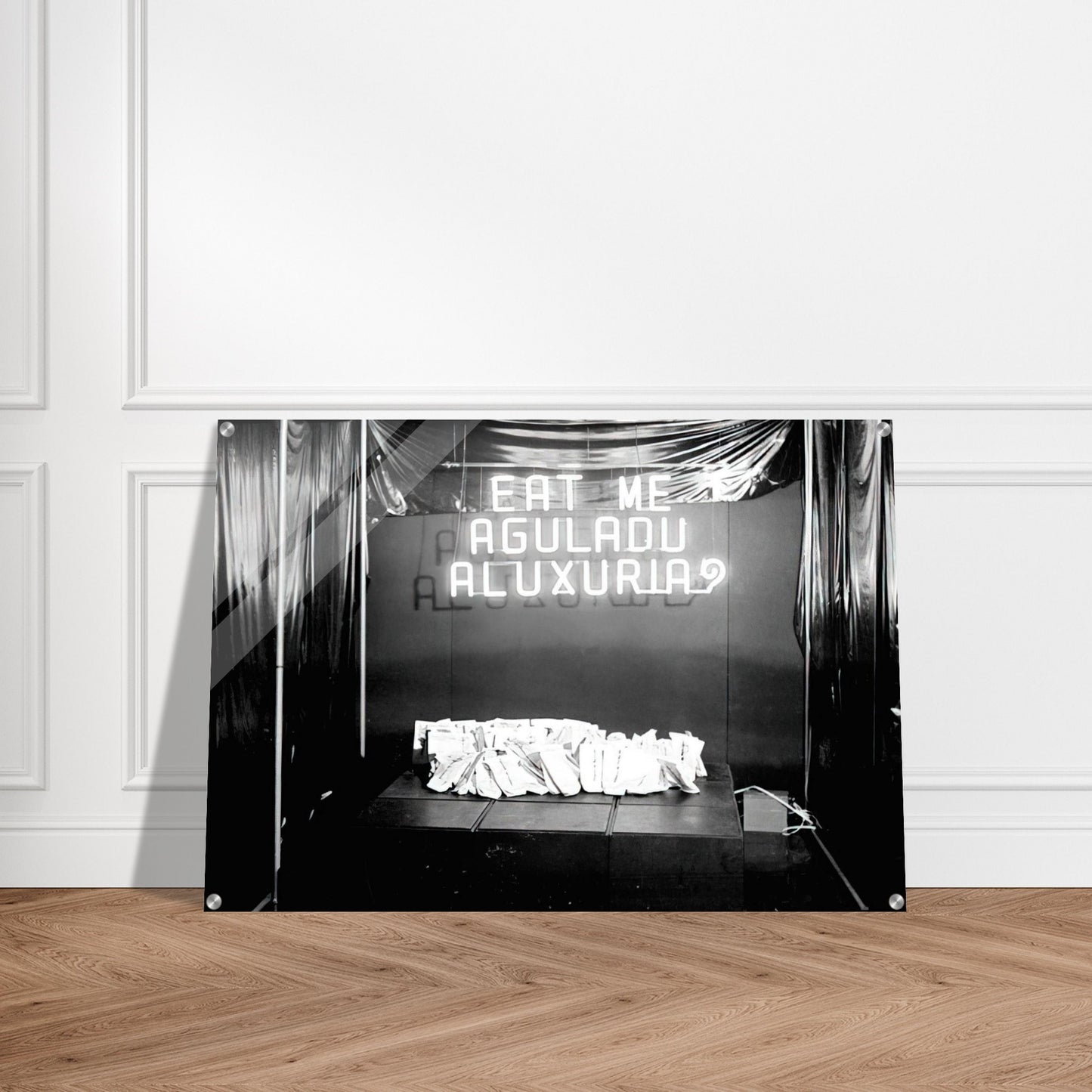 Eat Me. The Gluttony or Lust - 1976 - Lygia Pape Acrylic Print - 70x100 cm / 28x40″ inches