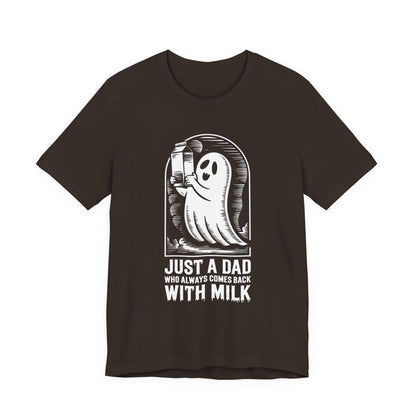 just un père qui revient toujours avec du lait t-shirt Halloween - T-shirt unisexe en jersey à manches courtes