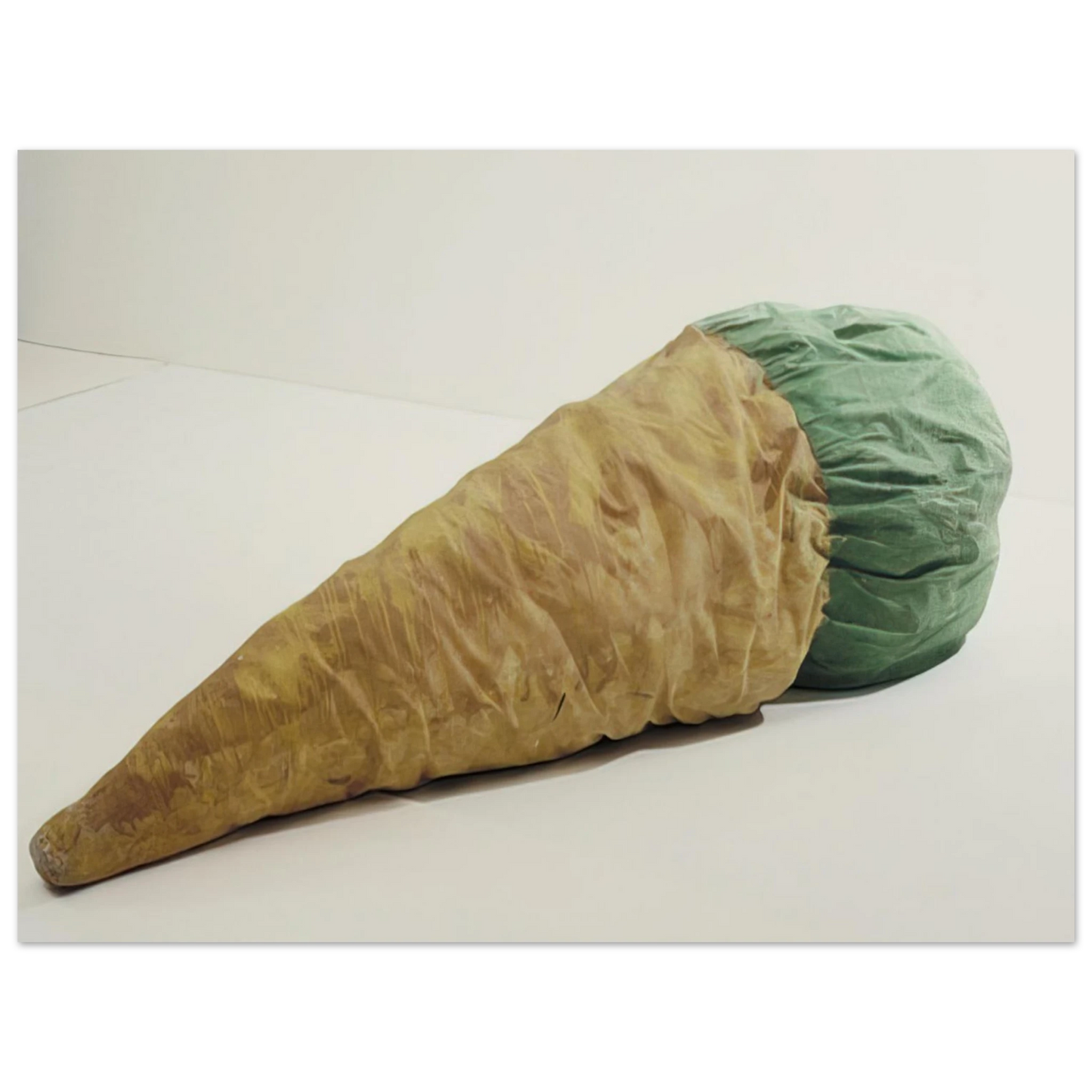 Claes Oldenburg - FLOOR CONE 1962  75x100 cm / 30x40inches Fine Art Poster