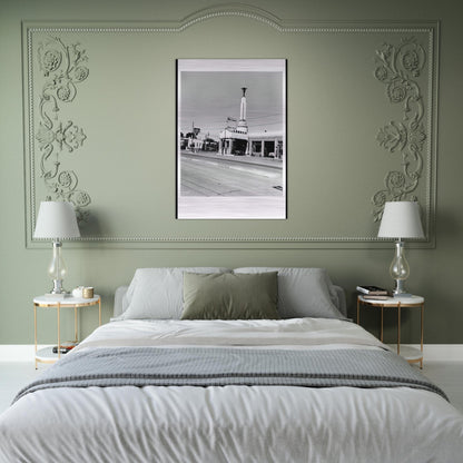 CONOCO SHAMROCK TEXAS FROM FIVE VIEWS FROM THE PANHANDLE SERIES - Edward Ruscha Brushed Aluminum Print - 70x100 cm / 28x40 inches | Edward Ruscha Aluminum Print | Edward Ruscha Prints